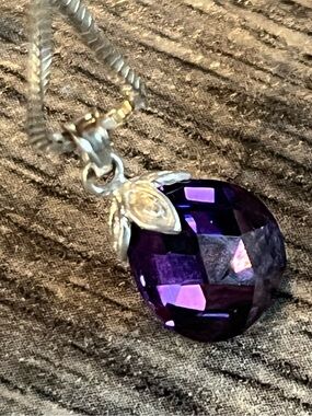 Sterling Silver Pendant Necklace with Faceted Purple Amethyst. 19-20”